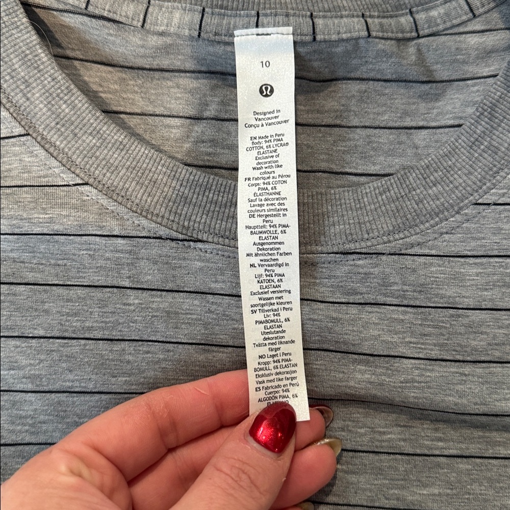 Lululemon Classic Gray Striped Women's Tee - Picture 2 of 5
